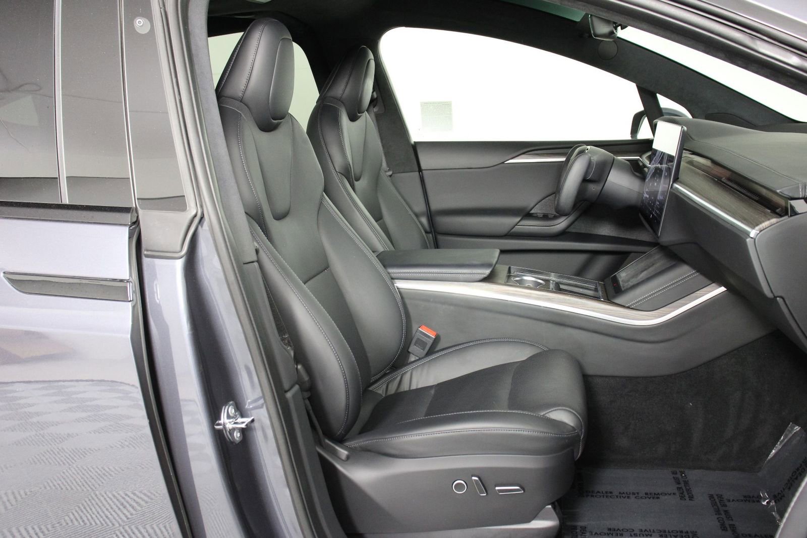 Used 2023 Tesla Model X AWD/4WD image 26