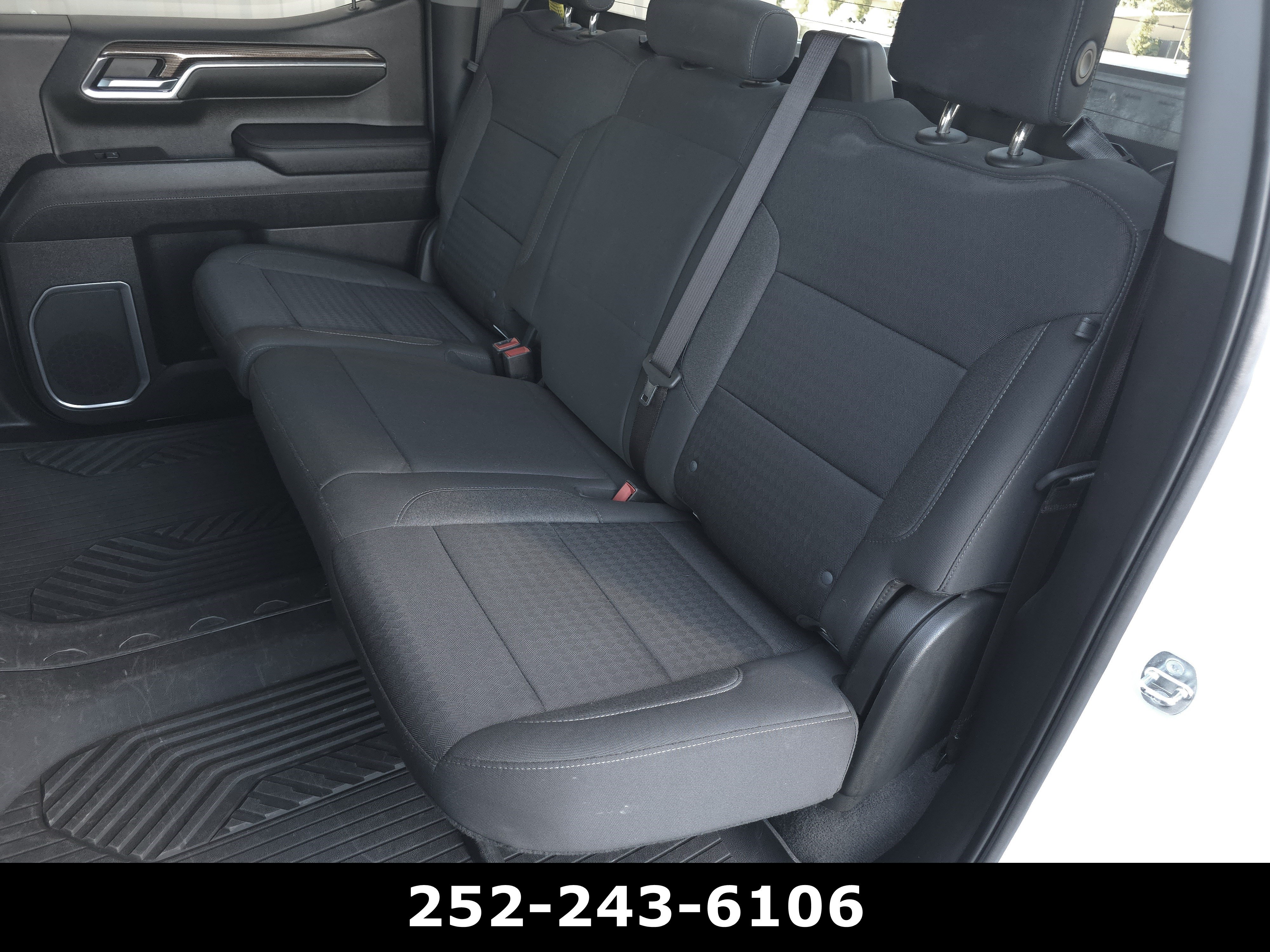 Used 2023 Chevrolet Silverado 1500 LT AWD/4WD image 30