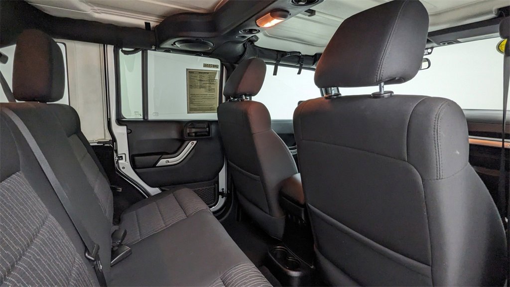 Used 2012 Jeep Wrangler Unlimited Sahara w/ Dual Top Group image 34