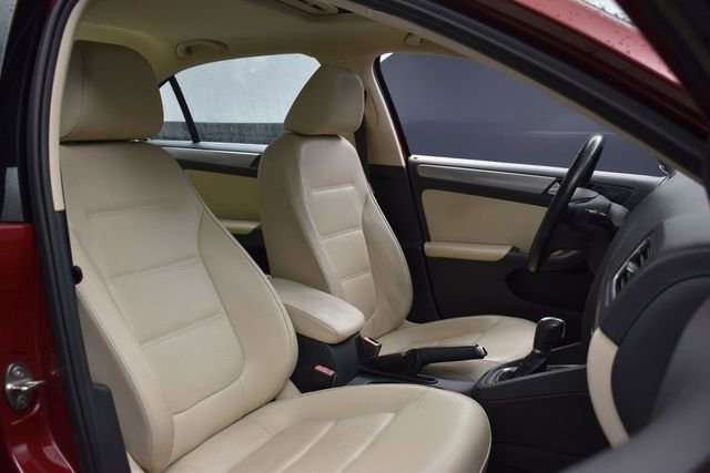 Used 2017 Volkswagen Jetta SE FWD image 13
