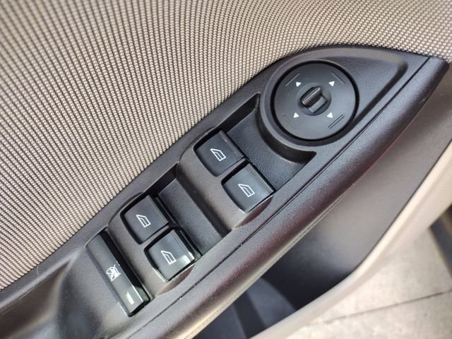 Used 2012 Ford Focus SE image 13