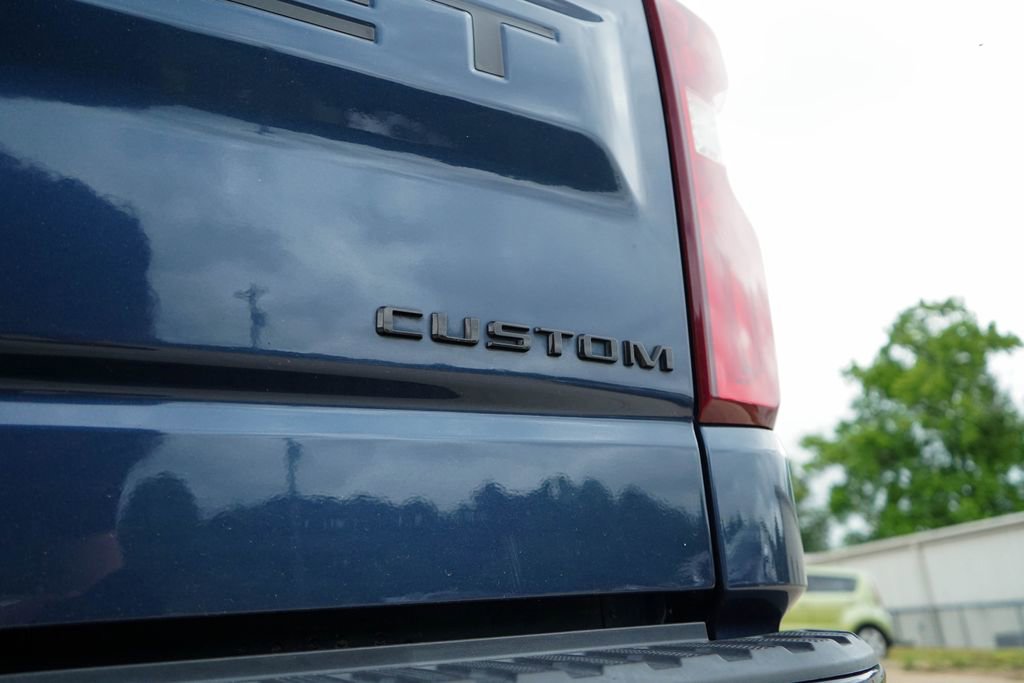 Used 2021 Chevrolet Silverado 1500 Custom w/ LPO, Dark Essentials Package AWD/4WD image 21