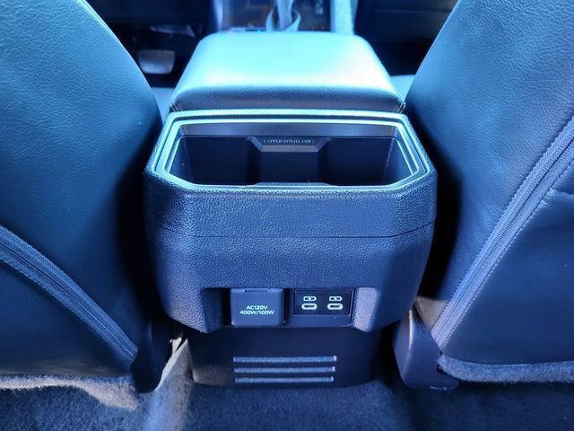 Used 2024 Toyota Tacoma Limited w/ Limited Package (LT) image 22