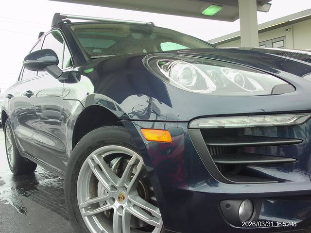 Used 2017 Porsche Macan S w/ Premium Package Plus AWD/4WD image 19