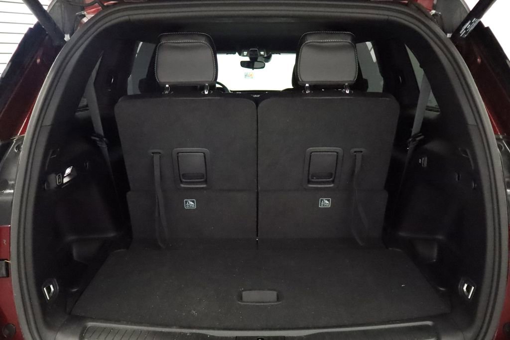 Used 2023 Jeep Grand Cherokee L Laredo image 19