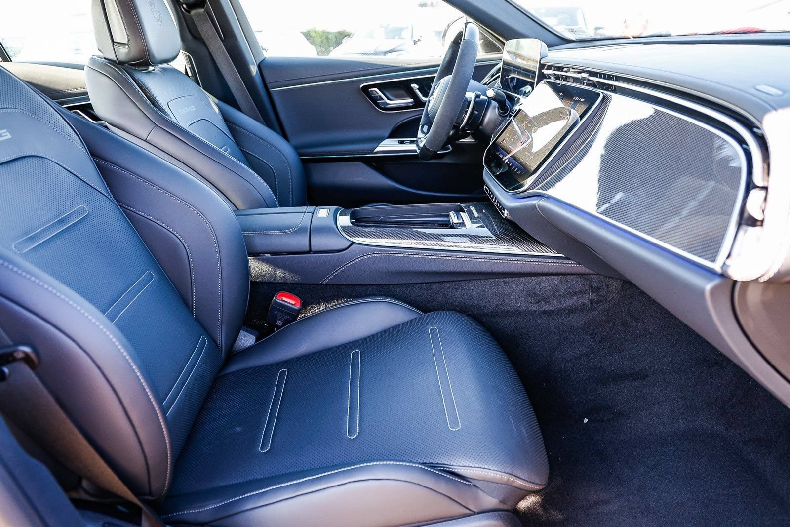 New 2026 Mercedes-Benz E 53 AMG e 4MATIC Sedan image 18