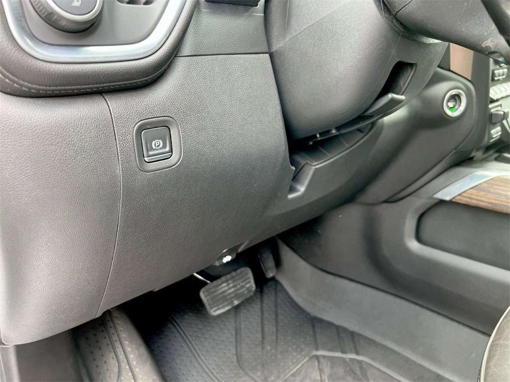 Certified 2019 Chevrolet Silverado 1500 High Country w/ High Country Premium Package image 16