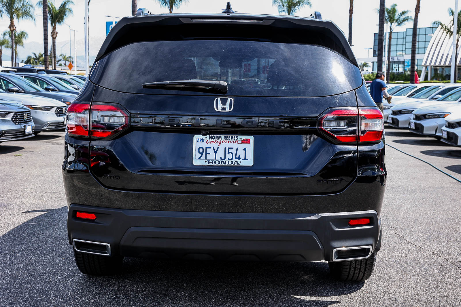 Certified 2023 Honda Pilot Sport image 6