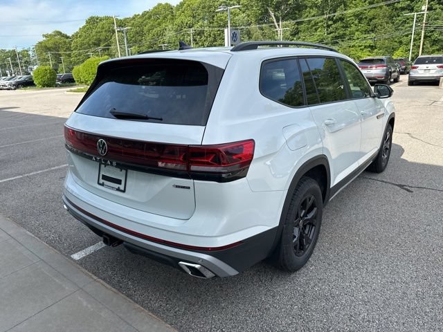 New 2026 Volkswagen Atlas Peak Edition AWD/4WD image 7