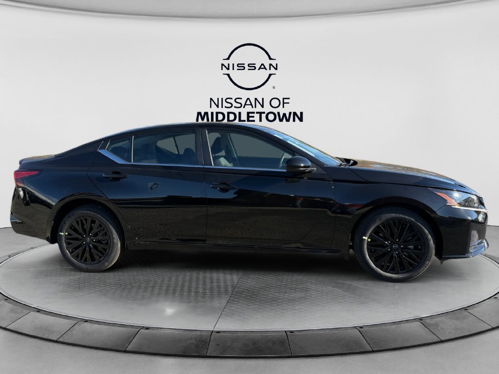 New 2026 Nissan Altima 2.5 SV w/ SV Special Edition Package AWD/4WD image 6