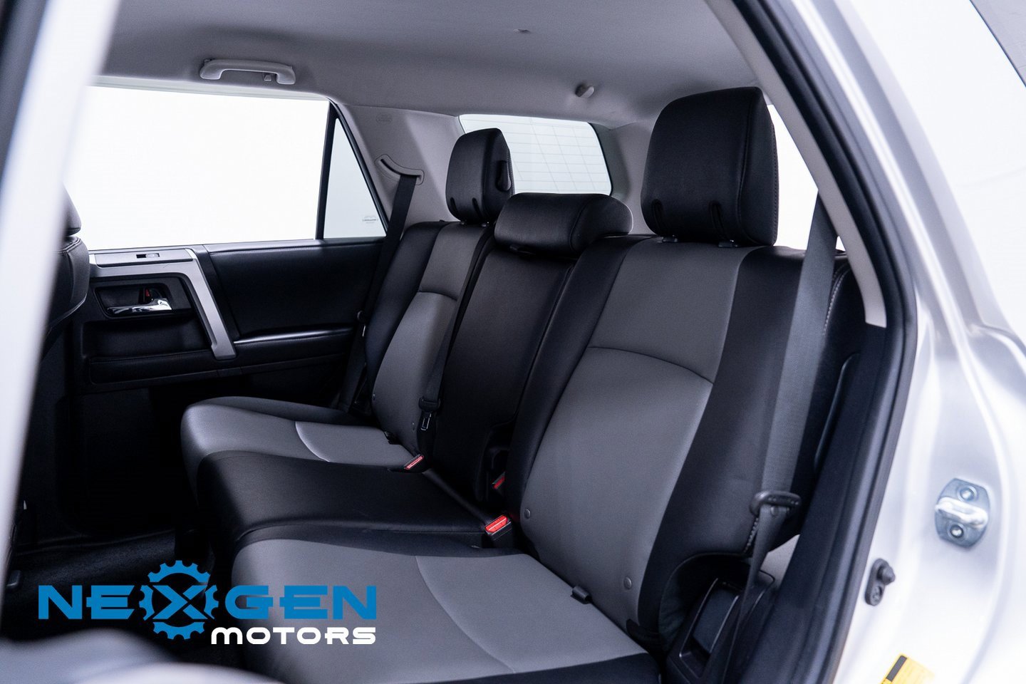 Used 2021 Toyota 4Runner SR5 Premium image 39