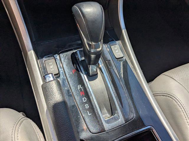 Used 2017 Honda Accord EX-L image 17
