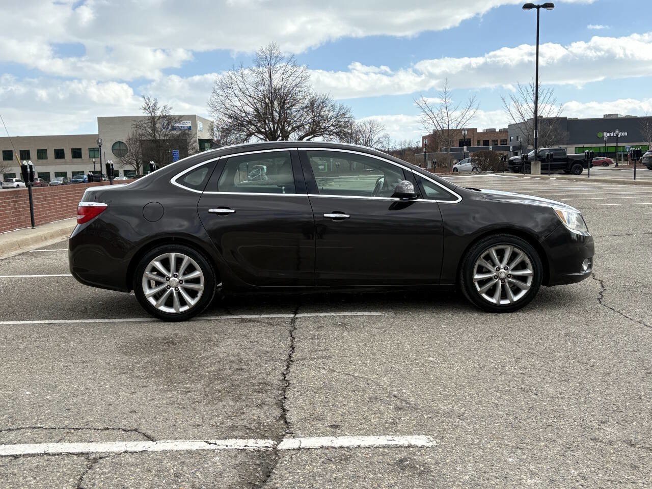 Used 2013 Buick Verano image 4