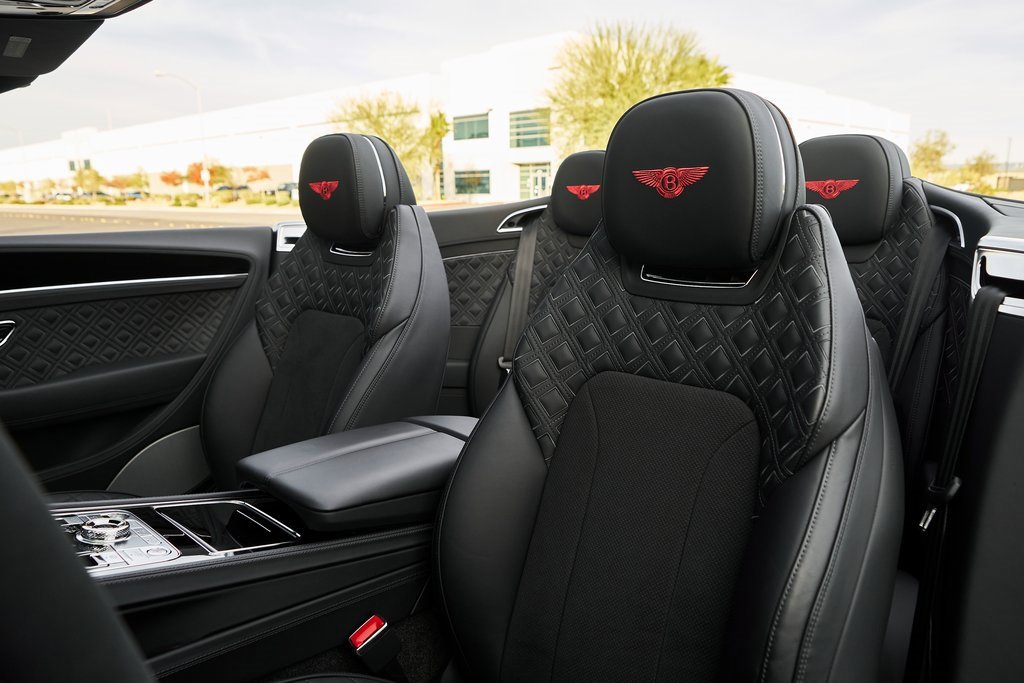 Used 2024 Bentley Continental GT S image 34