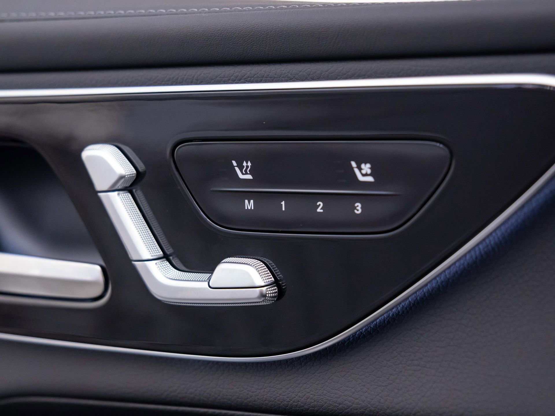 New 2025 Mercedes-Benz GLC 300 4MATIC image 20