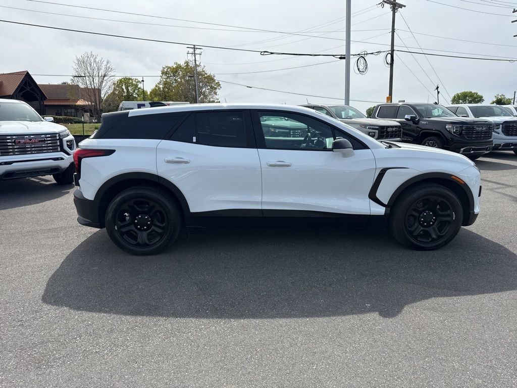 Used 2024 Chevrolet Blazer EV AWD Police image 6