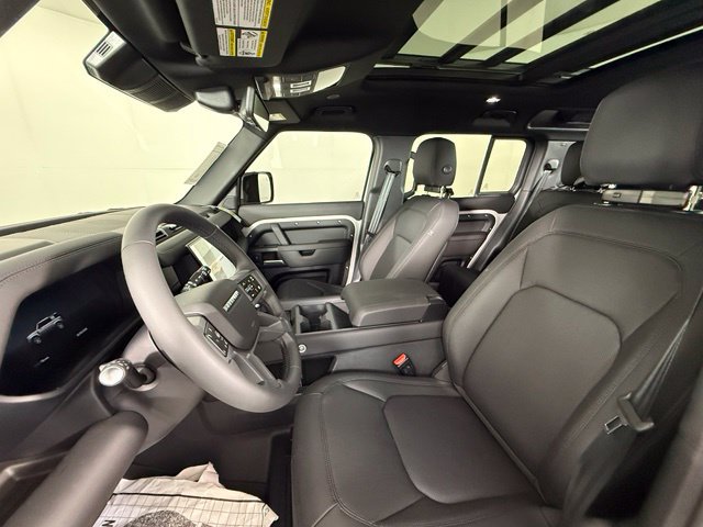 New 2026 Land Rover Defender 110 X-Dynamic SE AWD/4WD image 6