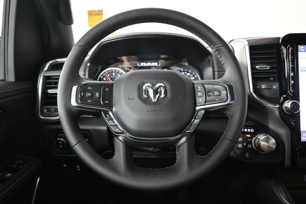 Used 2026 RAM 1500 Laramie AWD/4WD image 35