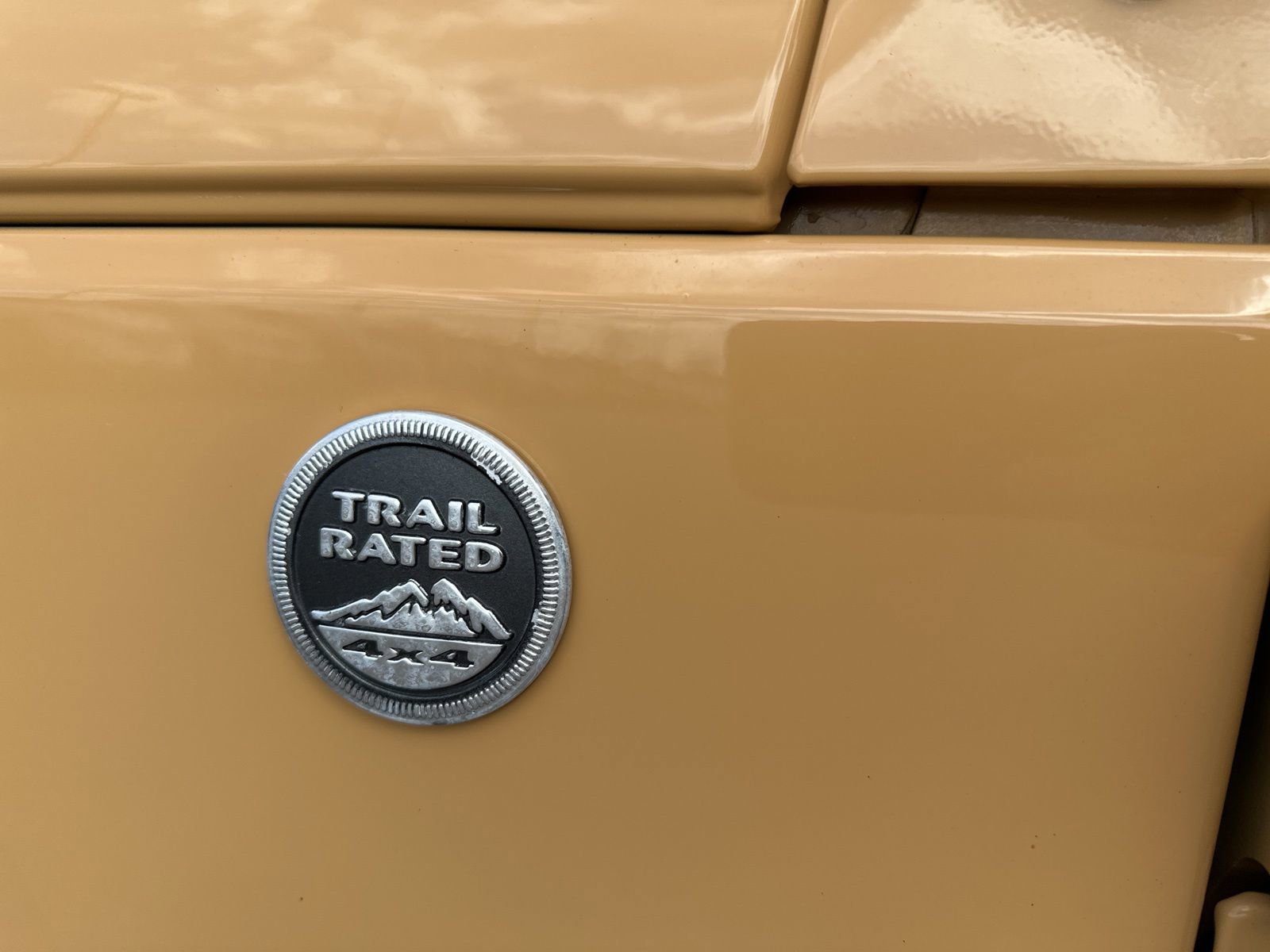 Used 2013 Jeep Wrangler Unlimited Sport AWD/4WD image 12