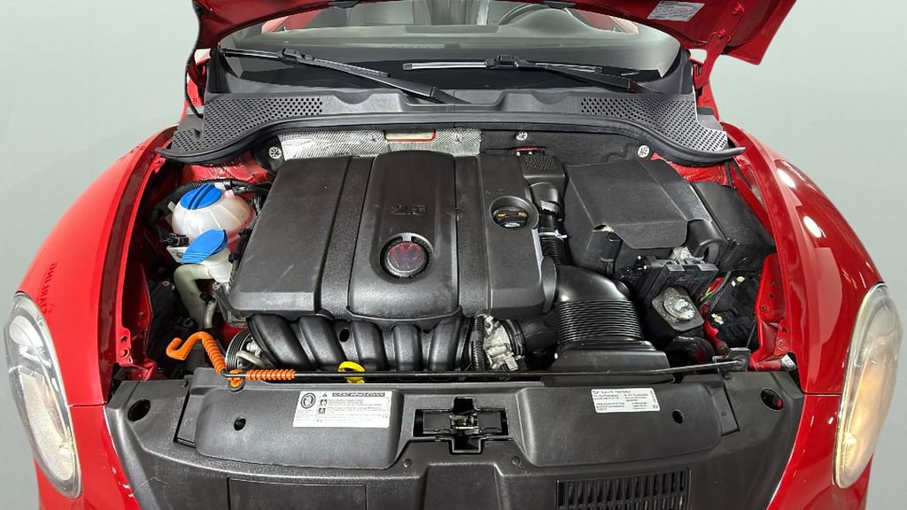 Used 2013 Volkswagen Beetle 2.5 image 36