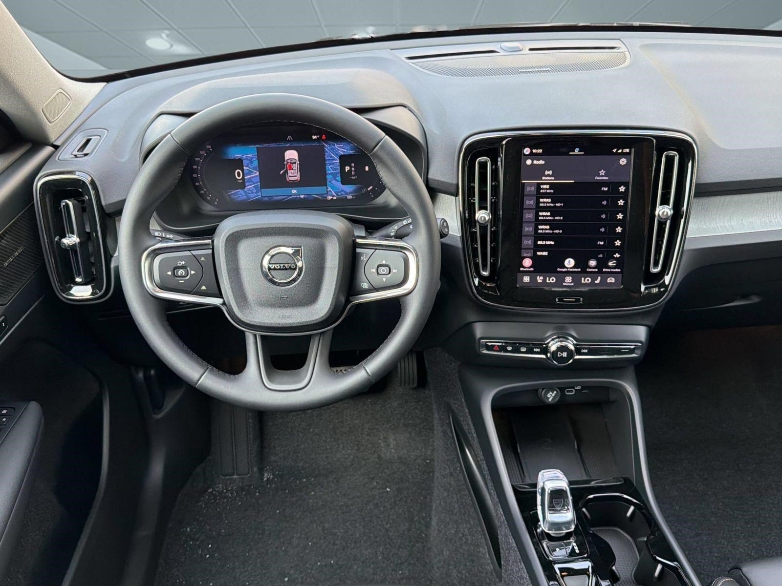 New 2026 Volvo XC40 B5 Ultra w/ Protection Package Premier AWD/4WD image 28