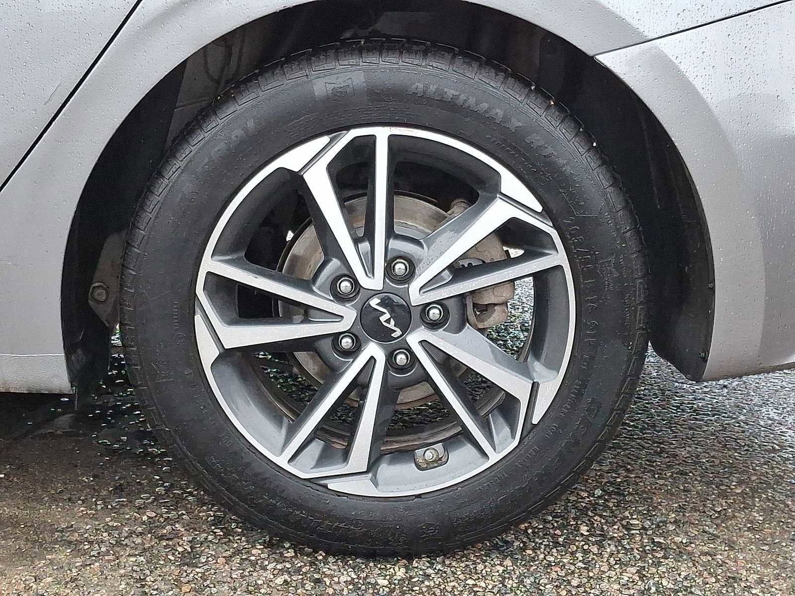 Used 2022 Kia Forte LXS image 35