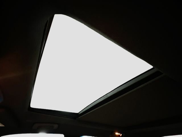 Used 2017 Chrysler 300 S image 24