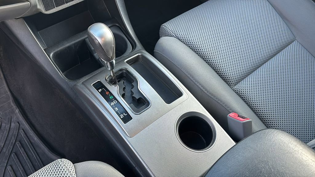 Used 2015 Toyota Tacoma Base image 21