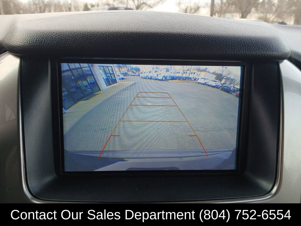 Used 2018 Chevrolet Suburban LT image 20