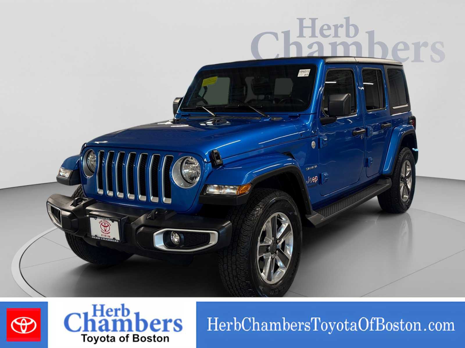 Used 2022 Jeep Wrangler Unlimited Sahara AWD/4WD image 9