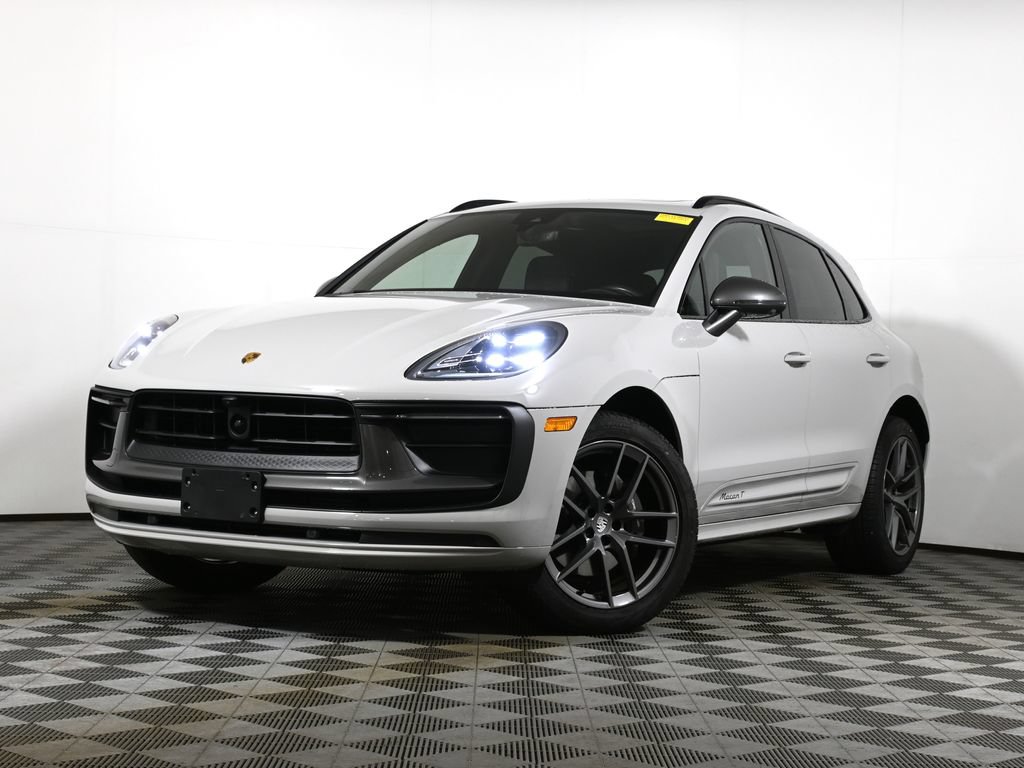 Used 2025 Porsche Macan Turbo AWD/4WD video 1