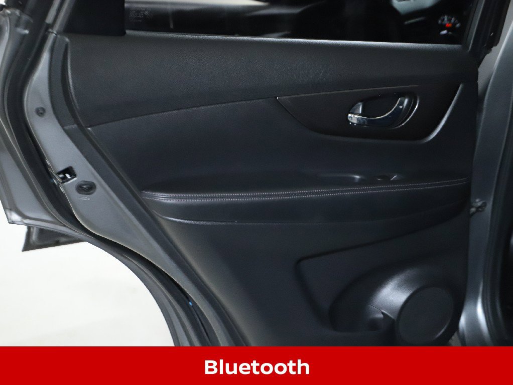 Used 2020 Nissan Rogue SV w/ Sun & Sound Touring Package AWD/4WD image 14