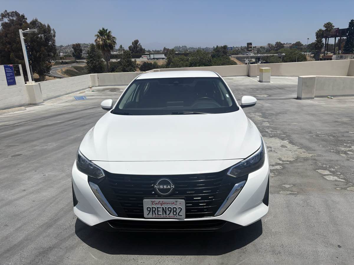 Used 2024 Nissan Sentra SV FWD image 5