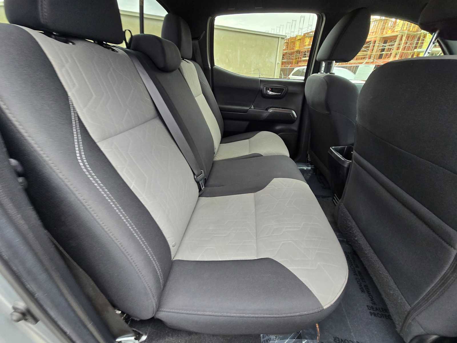 Used 2022 Toyota Tacoma TRD Sport w/ Technology Package image 14