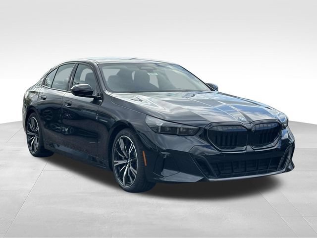 New 2027 BMW 550e xDrive AWD/4WD image 1