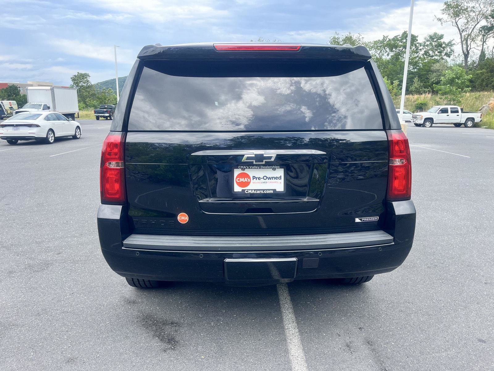 Used 2018 Chevrolet Tahoe Premier AWD/4WD image 8