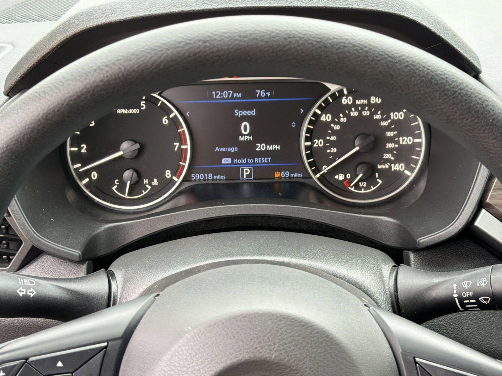 Used 2024 Nissan Altima 2.5 SV image 18