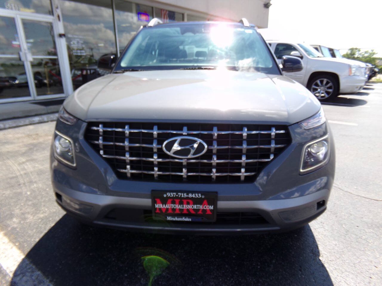 Used 2023 Hyundai Venue Limited FWD image 54