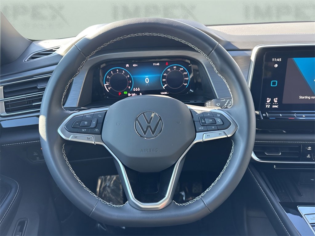 Used 2025 Volkswagen Atlas Cross Sport SE image 13