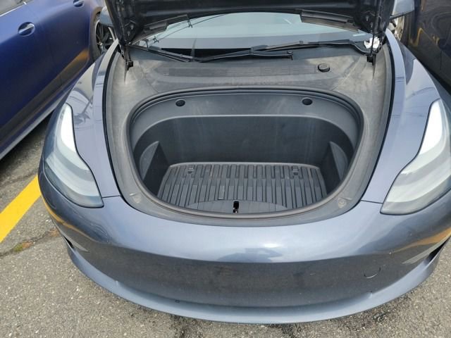 Used 2023 Tesla Model 3 Performance AWD/4WD image 9