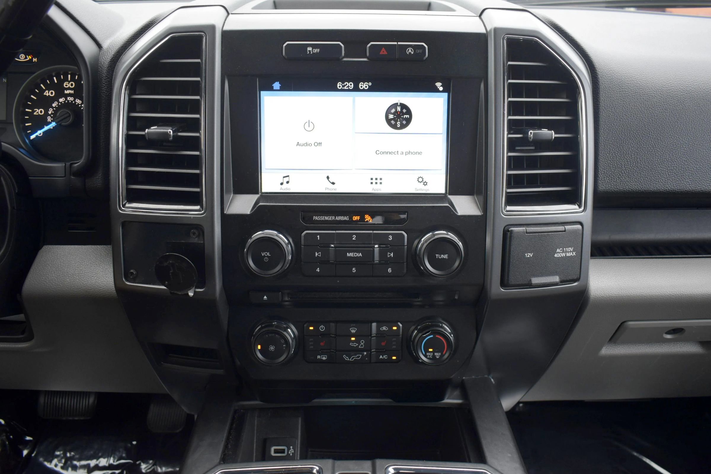 Used 2017 Ford F150 XLT w/ Equipment Group 302A Luxury RWD image 29