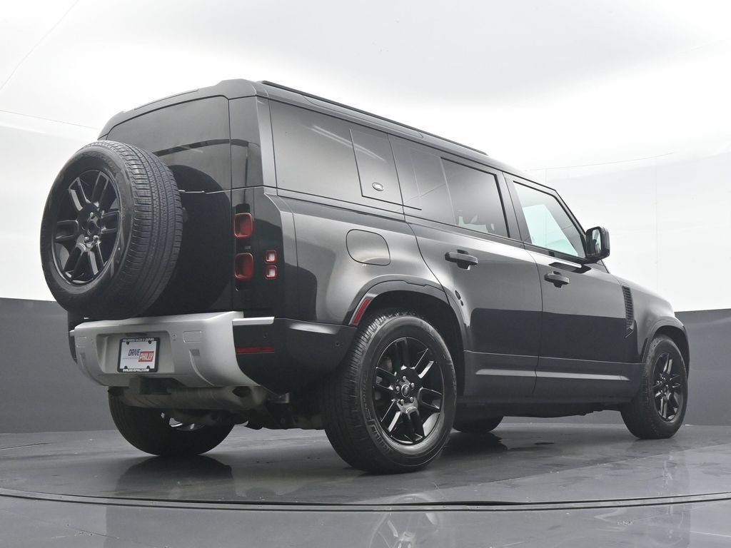 Used 2024 Land Rover Defender 110 S AWD/4WD image 30