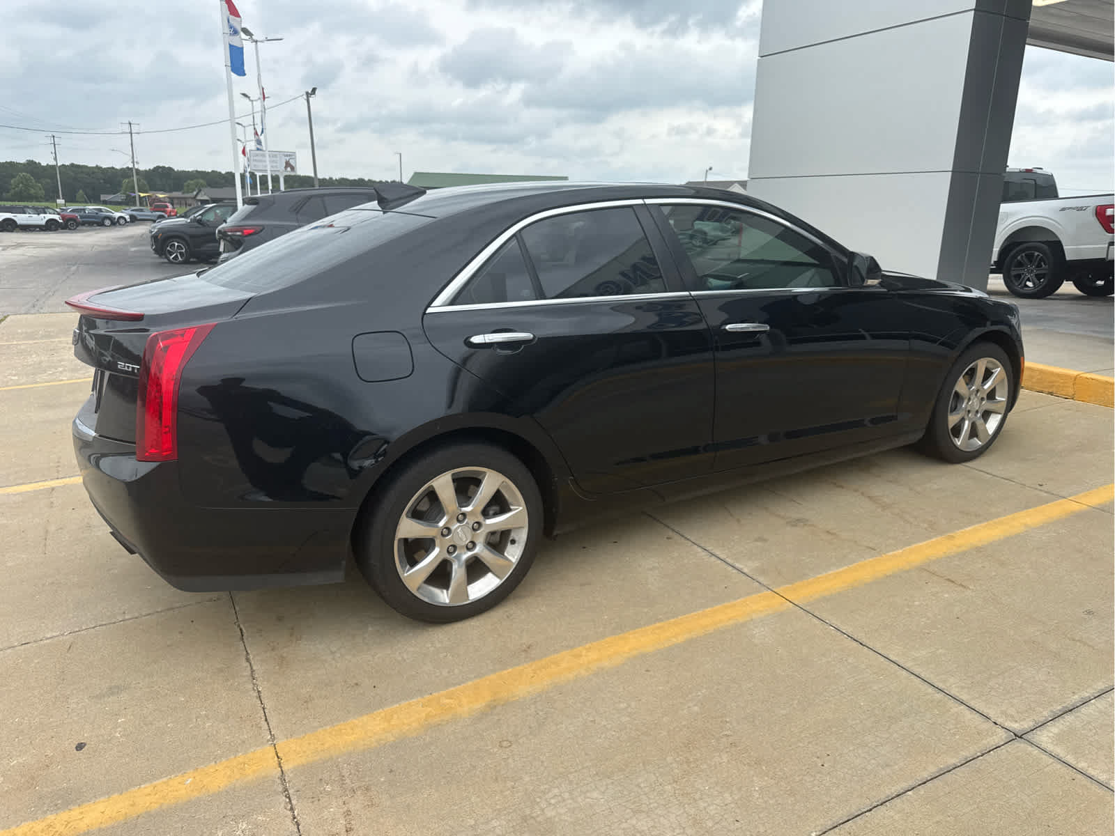 Used 2016 Cadillac ATS Luxury w/ Safety and Security Package AWD/4WD image 3