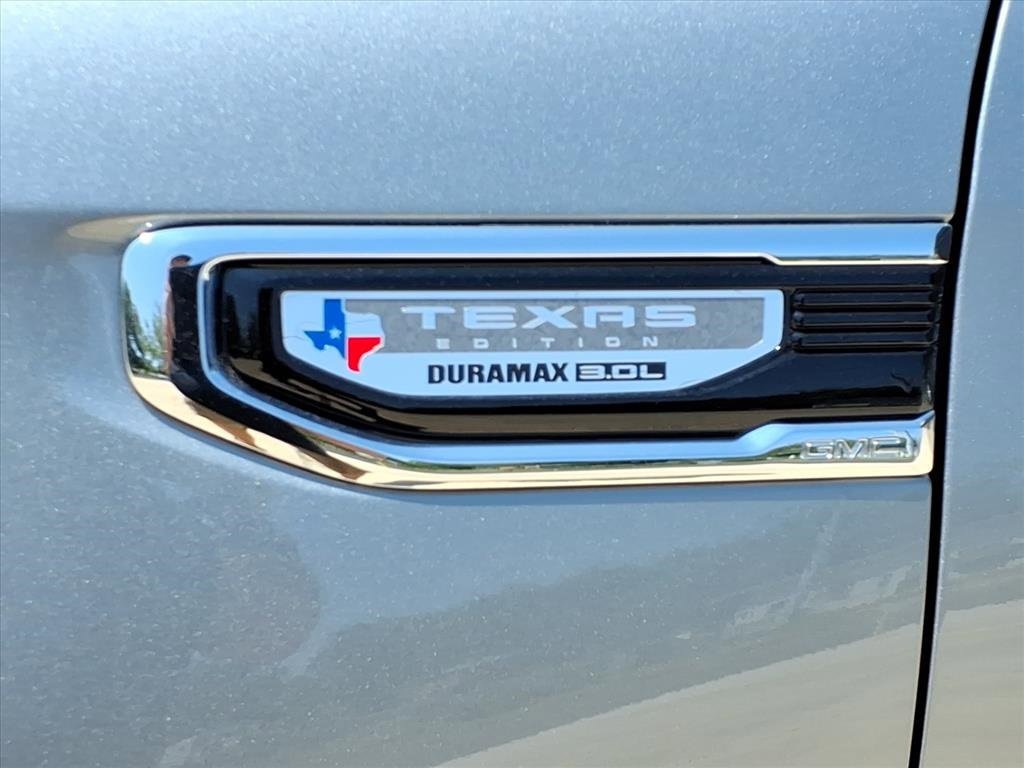 New 2026 GMC Sierra 1500 SLT image 10