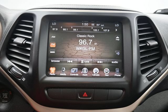 Used 2014 Jeep Cherokee Limited AWD/4WD image 23