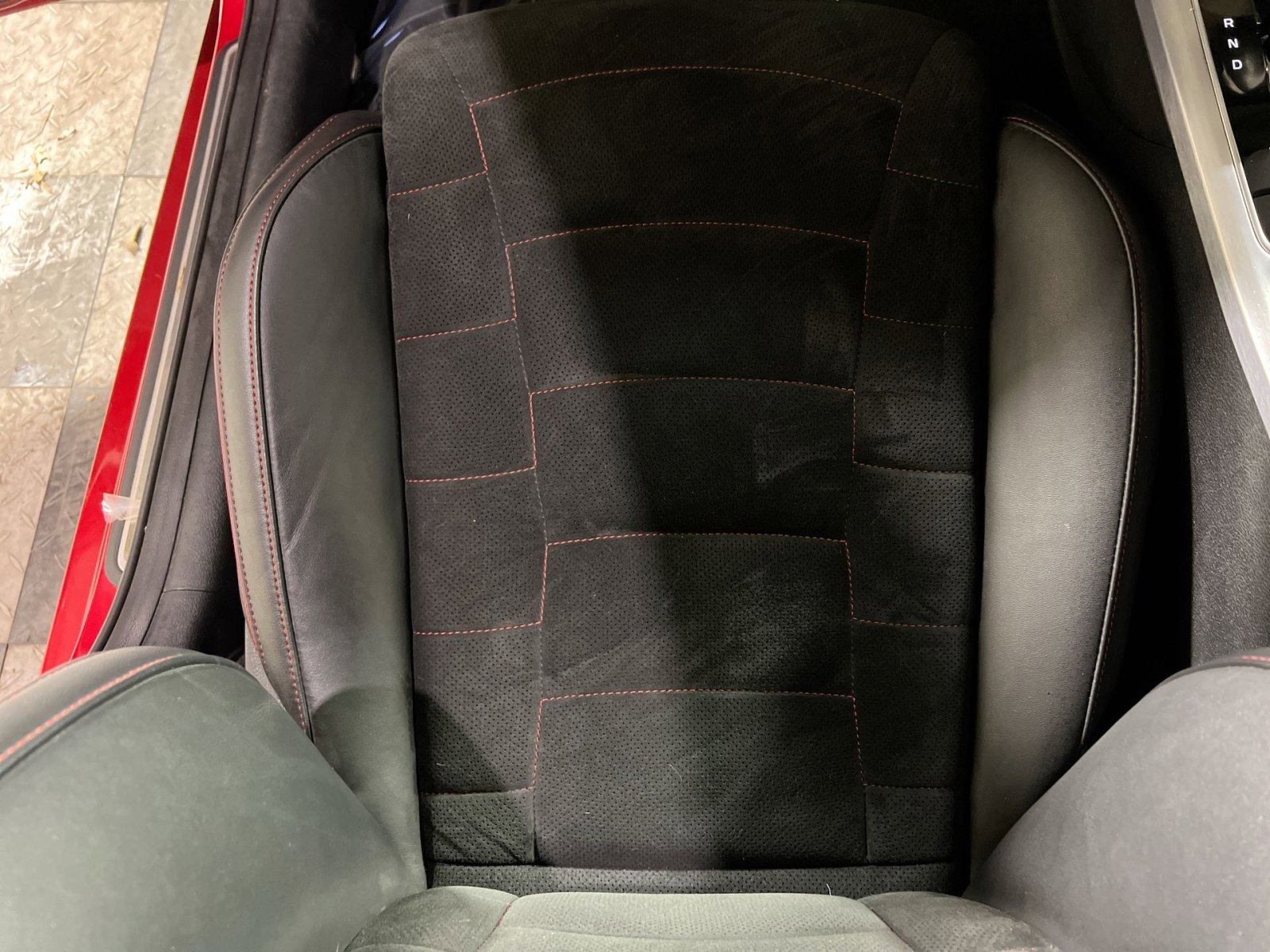 Used 2023 Kia Stinger GT2 image 19