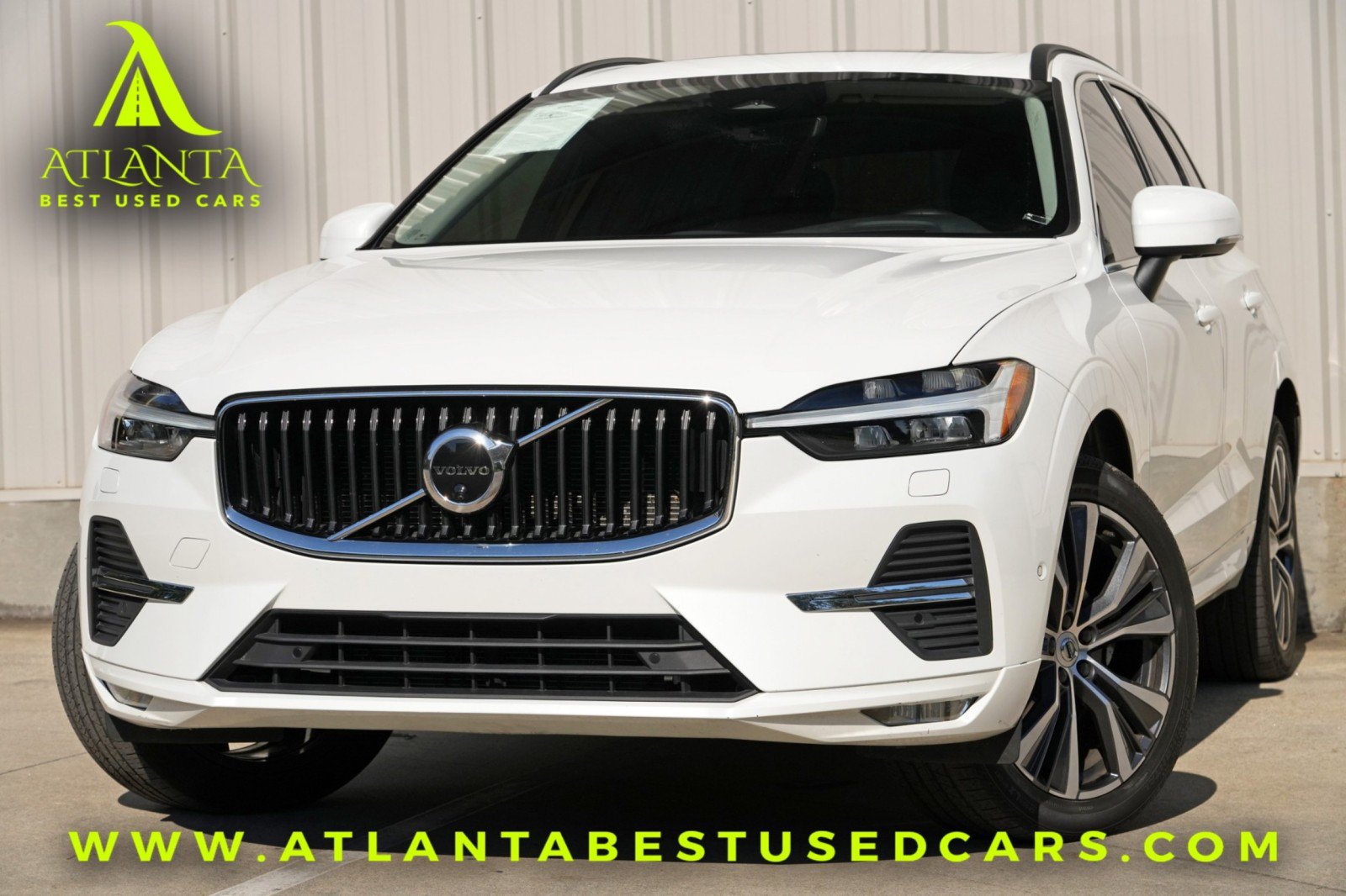 Used 2022 Volvo XC60 B5 Momentum w/ Advanced Package AWD/4WD image 1