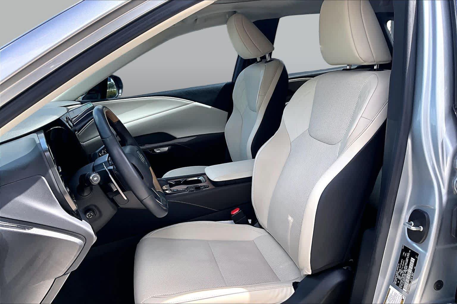 Used 2023 Lexus RX 350 Premium w/ Cold Area Package FWD image 8