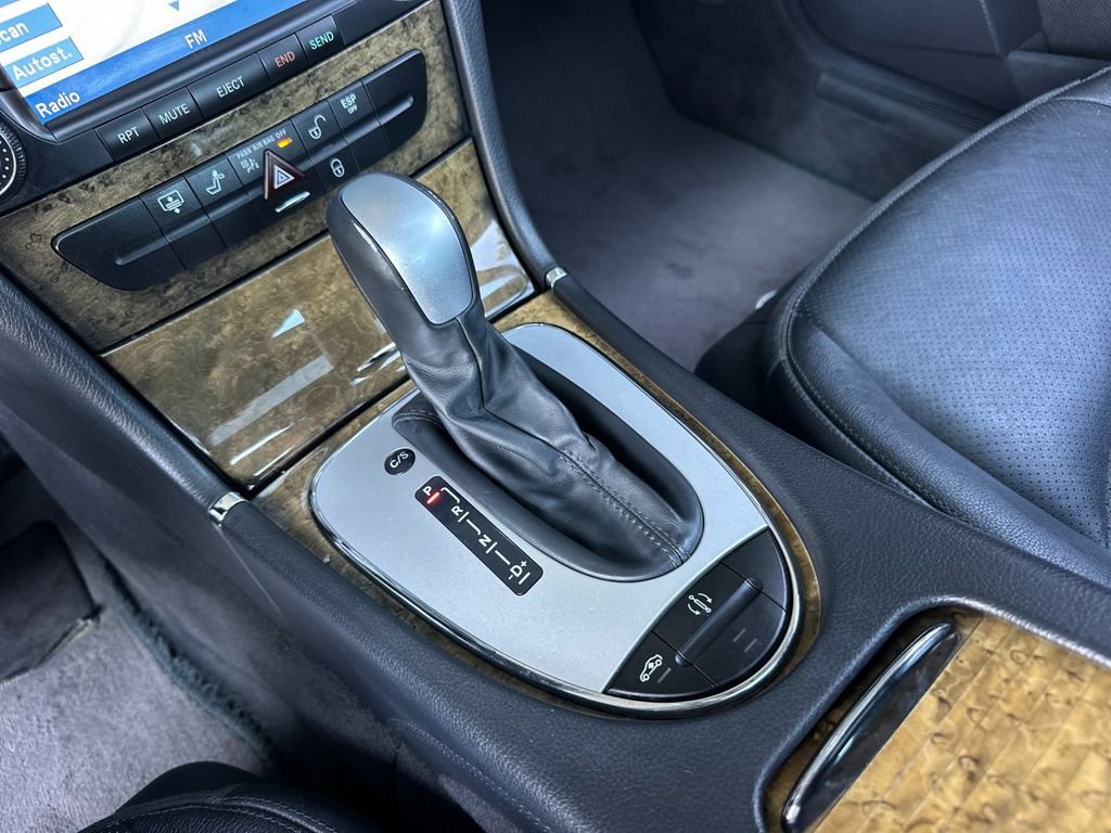 Used 2005 Mercedes-Benz E 500 Sedan image 19