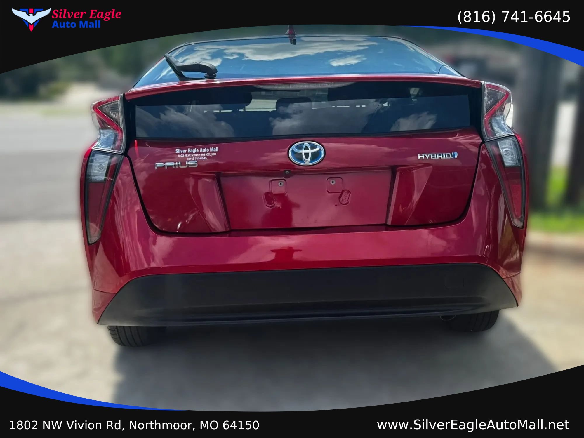 Used 2016 Toyota Prius Two FWD image 3